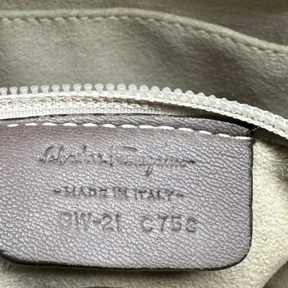 🧚🏻HOST PICK🧚🏻 Salvatore Ferragamo Suede Handbag Tote Fur Trimmed EUC - Picture 11 of 13